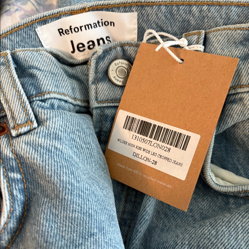 Reformation wilder high rise wide leg cropped jeans - Picture 4 of 4